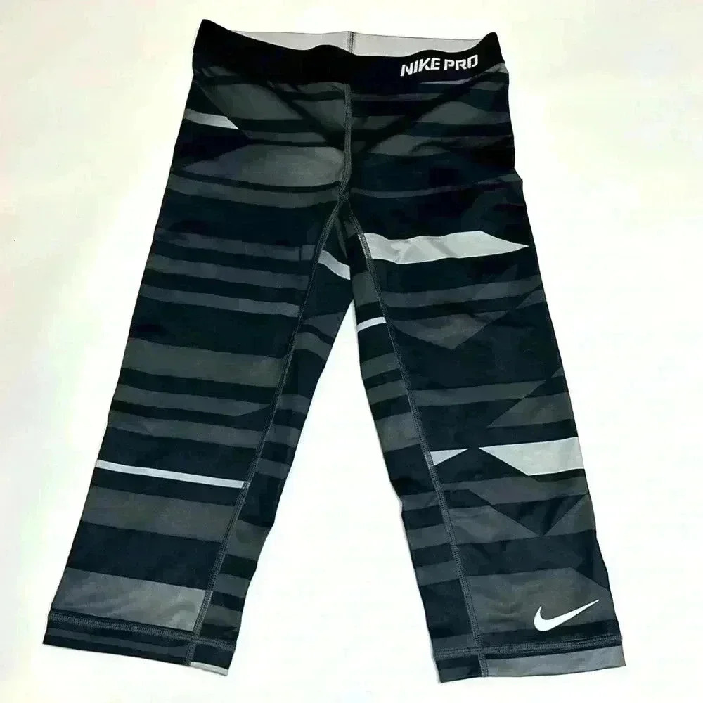Nike Cropped Dri Fit Gym Pants Leggings Black Exercise Run Walk Hike Outdoors